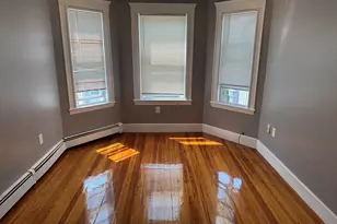 21 Treadway Rd, Boston, MA 02125 - Photo 18