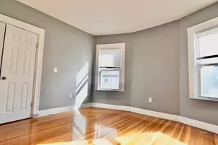 21 Treadway Rd, Boston, MA 02125 - Photo 12