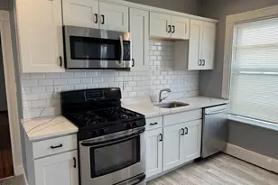 21 Treadway Rd, Boston, MA 02125 - Photo 1