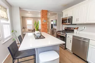 9 Hamilton St, Plymouth, MA 02360 - Photo 10