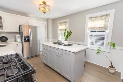 9 Hamilton St, Plymouth, MA 02360 - Photo 8
