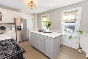 9 Hamilton St, Plymouth, MA 02360 - Photo 8