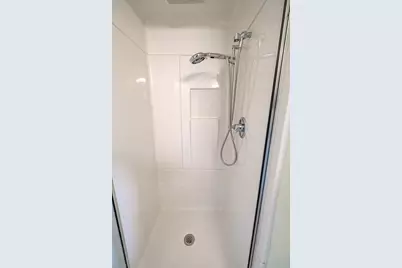 19 Faxon St #F, Newton, MA 02458 - Photo 6
