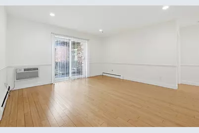 21 Westgate Rd #4, Boston, MA 02467 - Photo 10