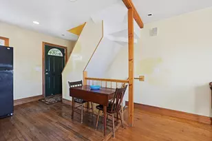 36 Warner St, Gloucester, MA 01930 - Photo 2