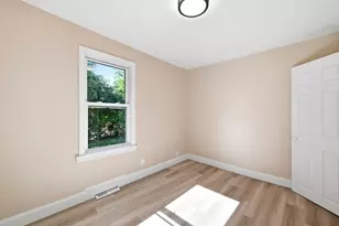 68 Fairview St, Ludlow, MA 01056 - Photo 16