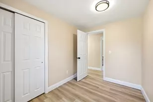 68 Fairview St, Ludlow, MA 01056 - Photo 18