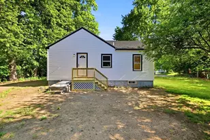 68 Fairview St, Ludlow, MA 01056 - Photo 22