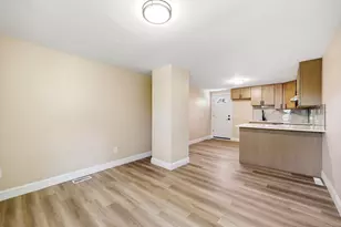68 Fairview St, Ludlow, MA 01056 - Photo 6