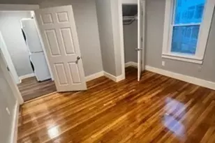 14 Everton St, Boston, MA 02121 - Photo 8