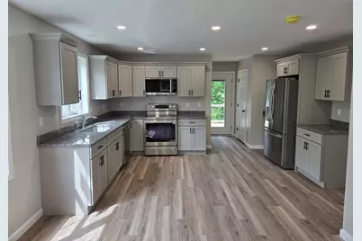 71 Pine St #A, Warren, MA 01083 - Photo 2