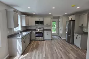 71 Pine St, Warren, MA 01083 - Photo 2