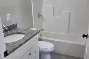 71 Pine St, Warren, MA 01083 - Photo 8