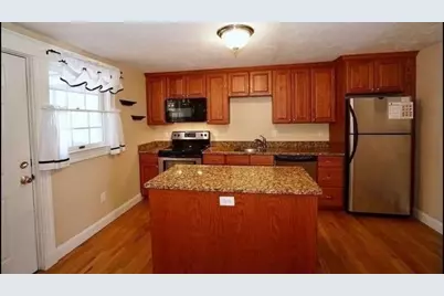 4R Chapel St #A, Norwood, MA 02062 - Photo 2