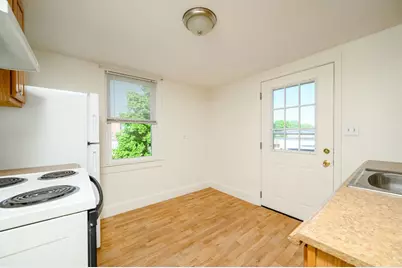 67 Pleasant St, Weymouth, MA 02190 - Photo 28