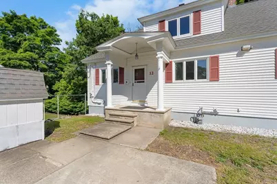 12 Gerrish Ave, Dracut, MA 01826 - Photo 4