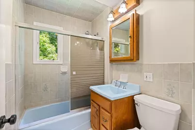 12 Gerrish Ave, Dracut, MA 01826 - Photo 28