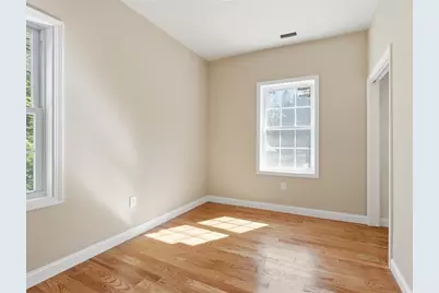 330 Leicester St, Auburn, MA 01501 - Photo 24