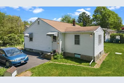 1638 Braley Rd, New Bedford, MA 02745 - Photo 10