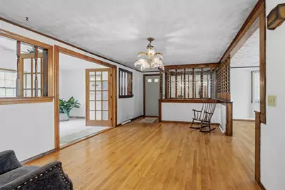 1638 Braley Rd, New Bedford, MA 02745 - Photo 4