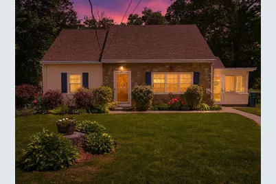 67 Thurston Ave, Northbridge, MA 01588 - Photo 2