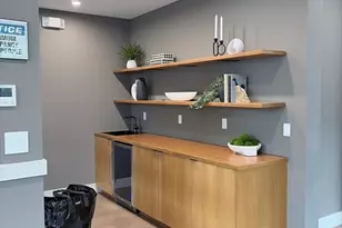 100 Lincoln St, Boston, MA 02135 - Photo 26