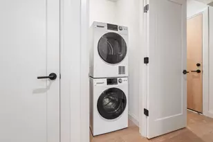 100 Lincoln St, Boston, MA 02135 - Photo 8
