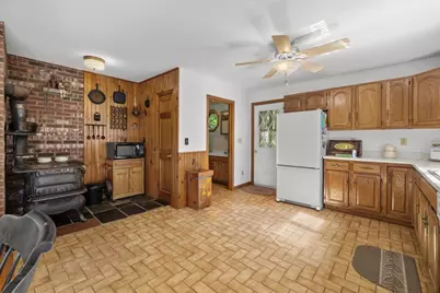 110B High Street, Upton, MA 01568 - Photo 16