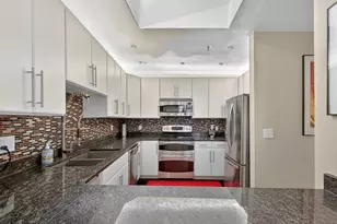 567 Tremont, Boston, MA 02118 - Photo 12