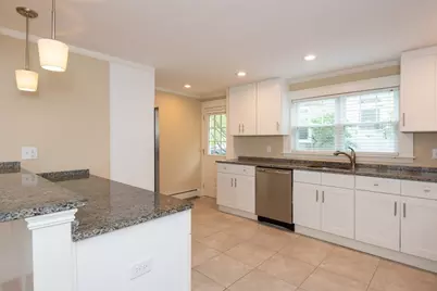 11 Cedar St #1, Salem, MA 01970 - Photo 4
