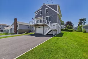35 Shore Dr, Mattapoisett, MA 02739 - Photo 4
