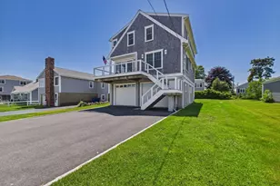 35 Shore Dr, Mattapoisett, MA 02739 - Photo 2