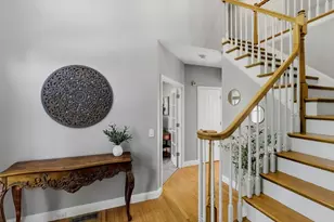 21 Seaver Farm Ln, Grafton, MA 01560 - Photo 8