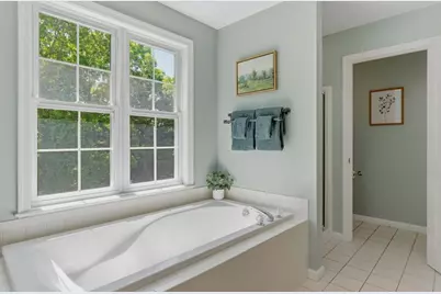 21 Seaver Farm Ln, Grafton, MA 01560 - Photo 32