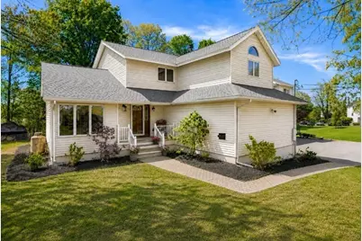 25 Thomas Pl, Leominster, MA 01453 - Photo 2