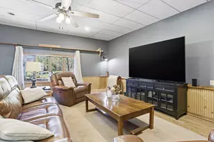 25 Thomas Pl, Leominster, MA 01453 - Photo 16