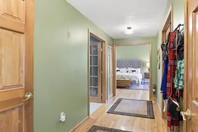 25 Thomas Pl, Leominster, MA 01453 - Photo 26