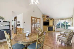 25 Thomas Pl, Leominster, MA 01453 - Photo 12