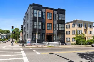 4471 Washtington St, Boston, MA 02131 - Photo 28