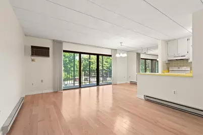 235 Winthrop St #2205, Medford, MA 02155 - Photo 8