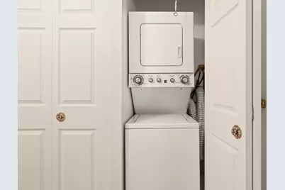 235 Winthrop St #2205, Medford, MA 02155 - Photo 16