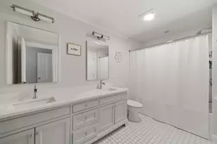 25 Kenilworth Rd, Wellesley, MA 02482 - Photo 26