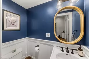 16 Thomas Pk, Boston, MA 02127 - Photo 8
