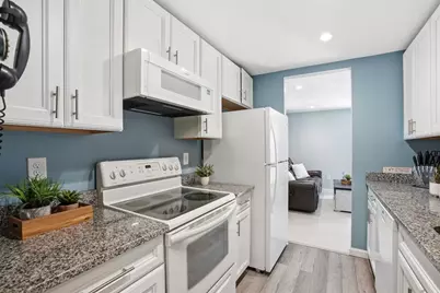 107 Patrick Rd #107, Tewksbury, MA 01876 - Photo 2
