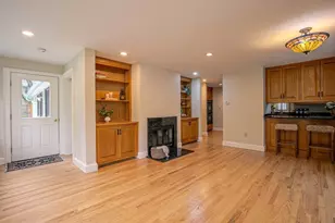 438 Merrimac St, Newburyport, MA 01950 - Photo 16