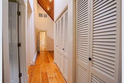438 Merrimac St, Newburyport, MA 01950 - Photo 30