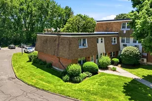 80 Damon Rd, Northampton, MA 01060 - Photo 2