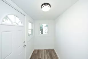 61 Rodney St, Worcester, MA 01605 - Photo 2