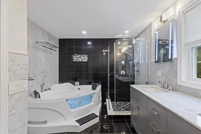 85 Pine St, Franklin, MA 02038 - Photo 14
