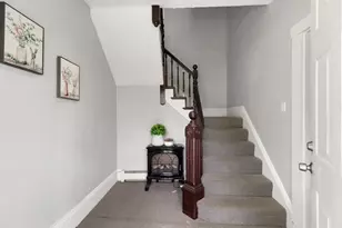 33 Warren St, Peabody, MA 01960 - Photo 16